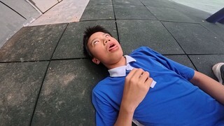 Học sinh trung học cơ sở được cả trường truy nã