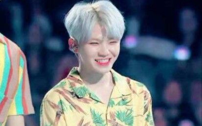 【Seventeen】Ca sĩ chính Lee Jihoon (Woozi) “Đưa Hồn Vào”