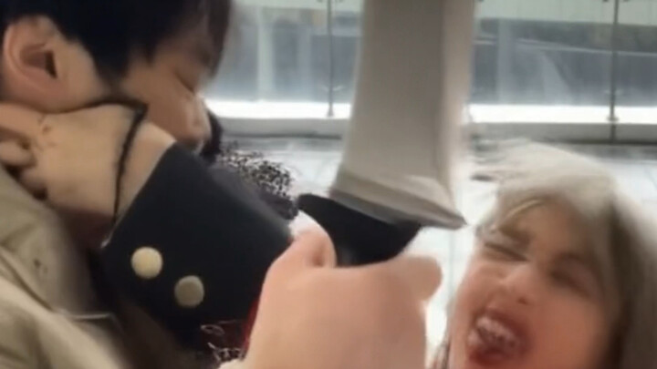 شائعات عن تسريب لقطات من موقع التصوير…