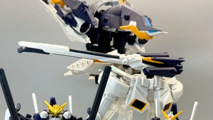 Hộp trứng đắt nhất! TR6 Silver Thunder huyền thoại, lắp ráp nhập vai, điều khiển hai Gundam! Bandai 
