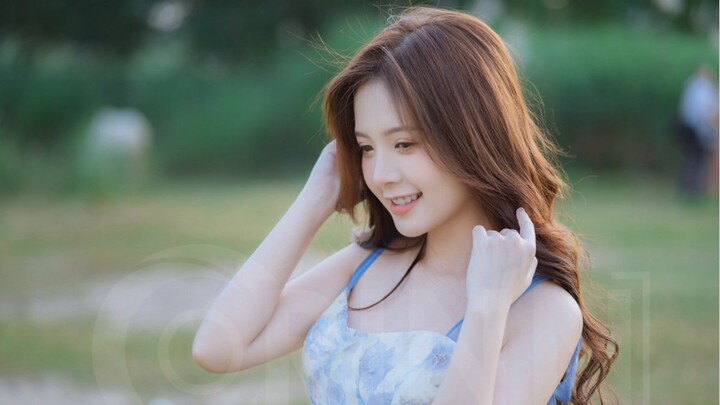 ผู้หญิงคนหนึ่ง..คิดถึงอ้าย - ต่าย อรทัย [OFFICIAL Karaoke]