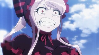 “Shalltear ghen tị. Tôi là người duy nhất có thể để Ainz-sama ngồi~”