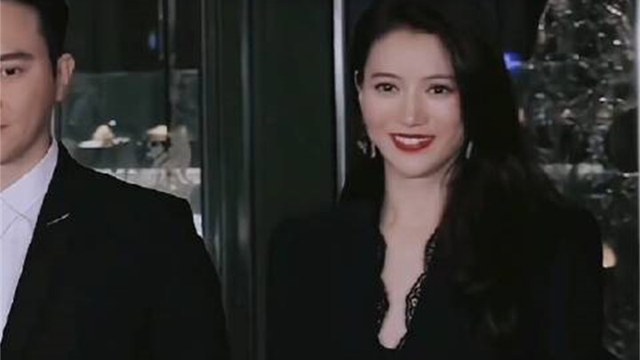 靓靓一化妆，张智霖立马黯淡无光