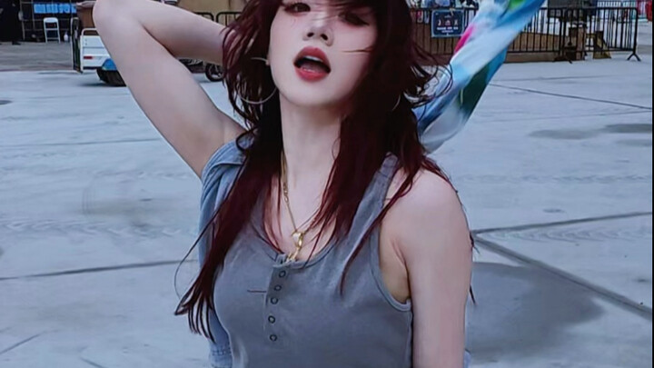 Let's drop some serious moves at the Cheers Music Festival~_^