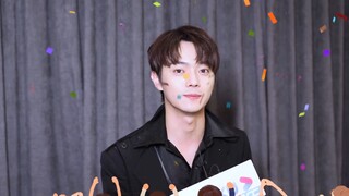 [Xu Kai] บทสัมภาษณ์พิเศษ "คุณสวยเมื่อคุณยิ้ม" Xu Kai เปิดเผยว่าเขาและเฉิงเซียวมีฉากจูบมากมายและฝึกฝน