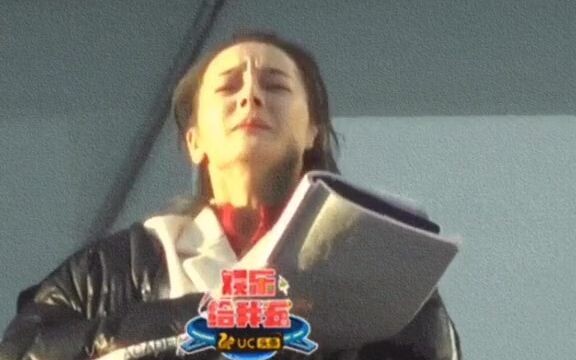 دي لي ره با تشبهني تمامًا عندما أحفظ النصوص الكلاسيكية باللغة الصينية!