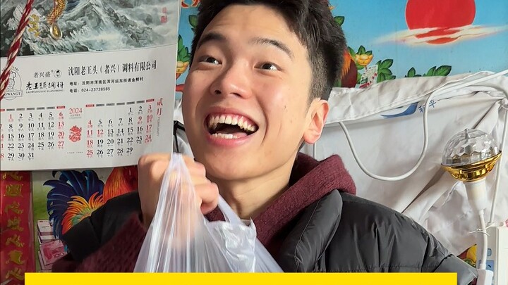 “ต่างถิ่นแม้มีตะวันส่องกลางศีรษะ ก็สู้แสงตะเกียงบ้านเกิดเพียงดวงเดียวไม่ได้”