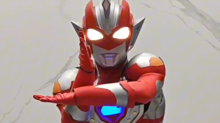 Ultraman Zeta Beta Impact leather suit is on display, the first in China