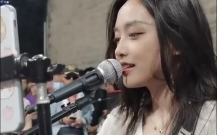 陕西方言版《遇见》真好听，妹子真好看