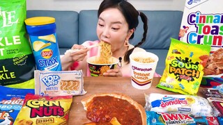 [Mukbang ASMR] Exotic American 🇺🇸 Supermarket & Convenience Store Food Noodle