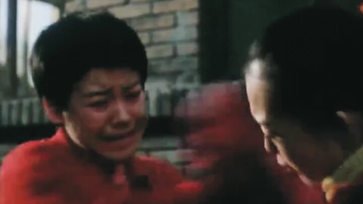 เธอถูกน้องสาวใส่ร้ายว่าโยนเงิน ด้วยความโกรธจึงทำสิ่งผิดพลาด #