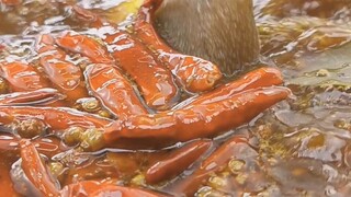 Lẩu Cô Đơn và Hoang Vắng