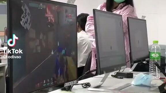 Kaya gusto ko computer course ko ehh🤣🤣🤣