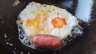 Sarapan Wanita Kaya
