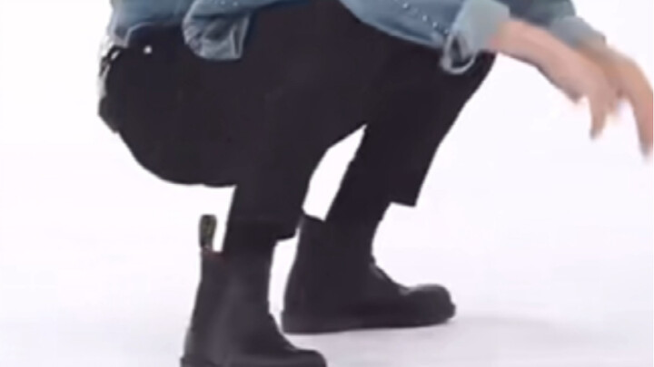 [李旻浩]【脚踝直拍】力量型主舞的绝美纤细脚踝