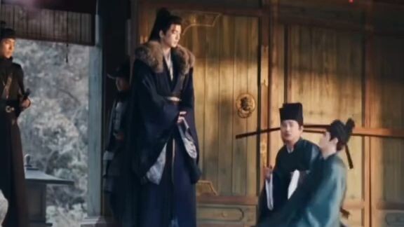 นาที ซ่งเยี่ยน อดีตคู่หมั้น นอ เจอ พอ ในฐานะท่านโหว  ถึงกับ เข่าอ่อน ด่าท่านโหว่เราอีก  ดานมาก 😂😂