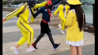 Tidak ada seorang pun yang akan peduli padamu
