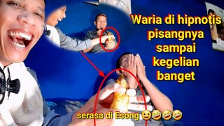 Prank hipnotis pisang jumbo waria jhon salon lucu banget bikin geli