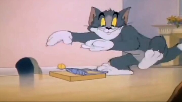 Sumber kartu pengetahuan game seluler Tom and Jerry (total 32)