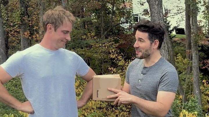 الأخ ما زال لا يعرف ما الذي سيحدث.