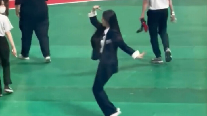 คิมดาฮยอนยังสนุกสุดๆ แม้จะถูกผูกไว้อยู่ ฮ่าๆๆ