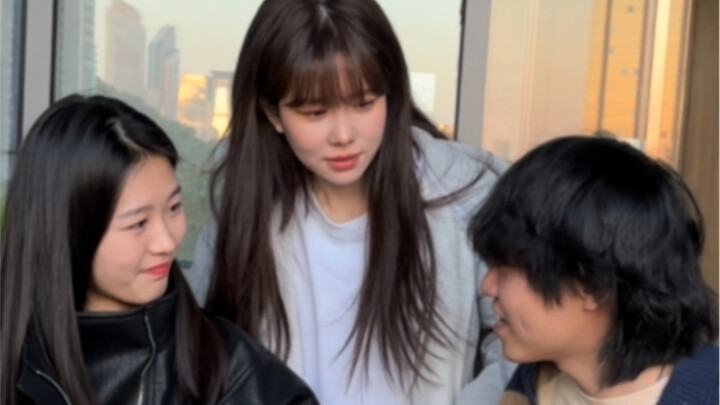 เหมือนคุณที่ชวนเพื่อนออกมาเที่ยวไหม?