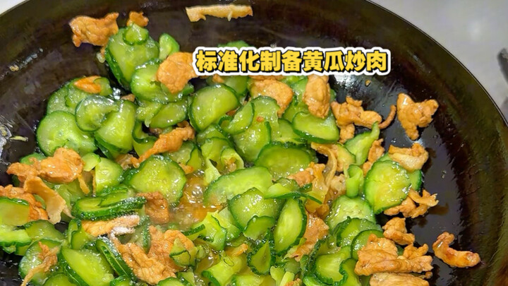 Coba deh masakan daging tumis mentimun ini!! Enak banget!