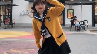 Why is no one here to ask about this? NewJeans McDonald's Fried Chicken Dance Challenge!