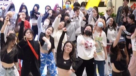 [การสนับสนุนครบรอบ 4 ปีของ ITZY] มีใครไม่ชอบ ITZY บ้างล่ะ? !丨Sing and Dance Shanghai Station ครั้งที