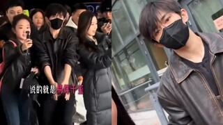 คงไม่มีใครชอบไปโรงเรียนแบบไม่มีเหตุผลหรอก นอกเสียจากว่าคุณจะเป็นอี้หยางเชียนซีที่เคยทำงานมาก่อนแล้วค