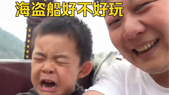 Con tàu cướp biển sẽ trừng phạt mọi đứa trẻ ngoan cố!