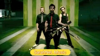 Green Day - American Idiot [Official Music Video]