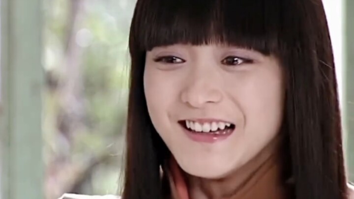 Ai mà hiểu được! Sau khi vay rồi trả tiền cho bố nuôi, tôi mới nhận ra tình yêu họ giấu kín cả đời m