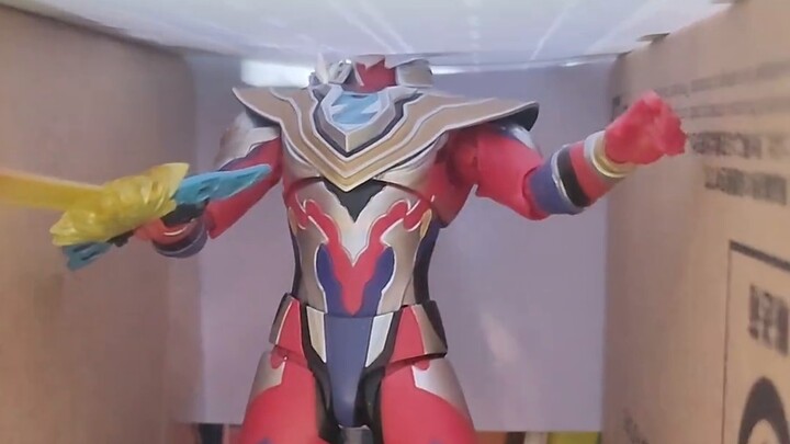 Ultraman Zeta Gamma Future SHF pays tribute to famous scenes.
