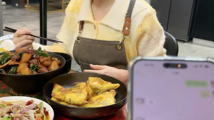 อาหารแทบไม่ได้กินเท่าไร แต่เททิ้งไปเร็วเหมือนกัน #ชีวิตคู่ธรรมดาๆ #ชีวิตประจำวันสุดป่วนของซูเปอร์มาร