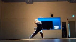 【จินจื้ออวี่Jiwoo】อนิเมะไฟแรงที่อุทิศชีวิตให้กับการเต้น