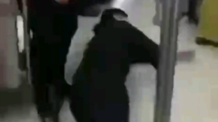 和我猜的结尾怎么不一样啊