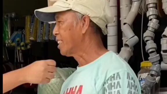 kata" hari ini                               by: pak sujud 🗿
