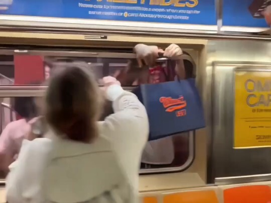 纽约充满自由的气息