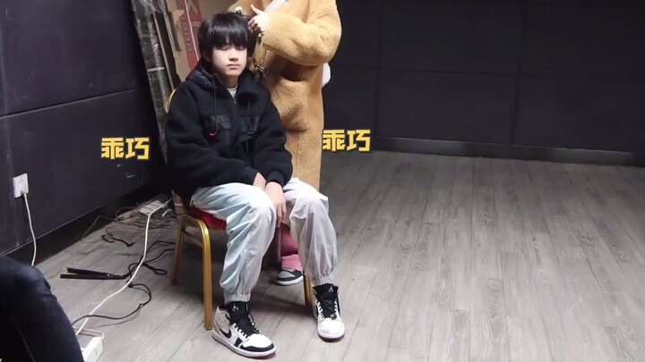 “Zhang Ji” – The Cute One with Social Anxiety