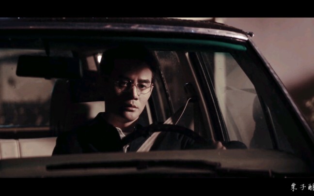 Perhaps, this is what the male lead in Jinjiang-era novels is like.