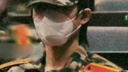 คุณบอกได้ไหมว่าพวกคุณทั้งสี่ตกลงกันไว้แล้วใช่ไหม ครูเหอ: สถานที่ท่องเที่ยวเคลื่อนที่ของซีซีทีวี ซ่งห
