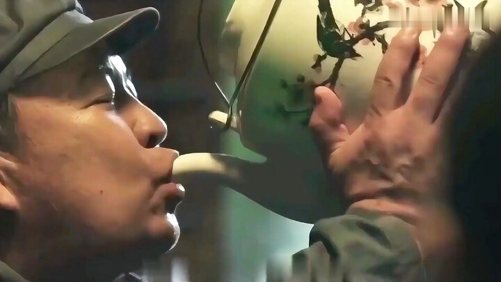 Tabib tua ahli dalam mengobati penyakit-penyakit rumit dan sulit, bahkan dokter barat pun kagum deng