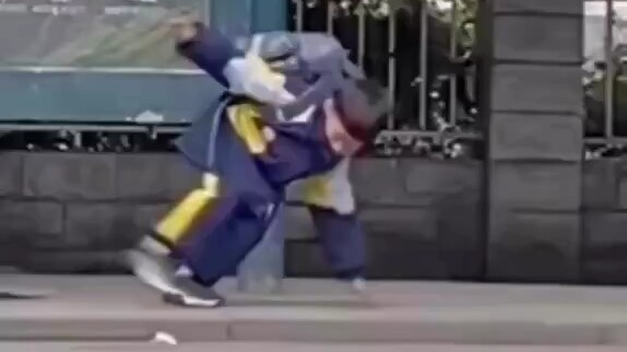 "Even elementary school students are this good at gaming?!"