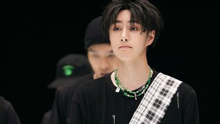 Wang Yibo's sexy and wild style ignites the audience | See you at 8pm on Street Dance of China on Au