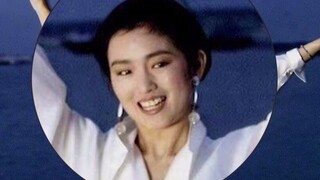 穿着法国街边小店淘来的衣服，巩俐不费一丝一毫轻松拿捏戛纳电影节红毯造型，这事主要是靠气质！