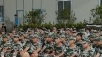 Pertunjukan pelatihan militer mahasiswa baru Black Mamba-aespa｜Karena meriam dipasang agar semua ora