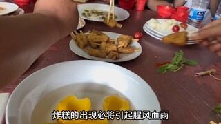 Đội hình này có thể sánh ngang với top 10 trên máy chủ quốc gia.
