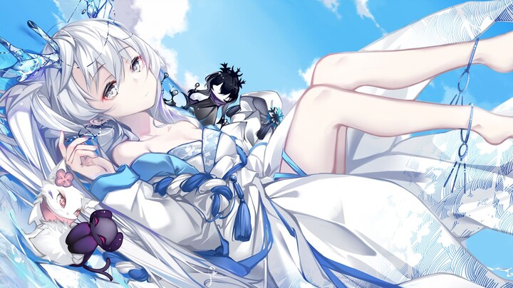 This Saint Lady is showing her cards