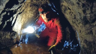 Mapping a mine filled with water